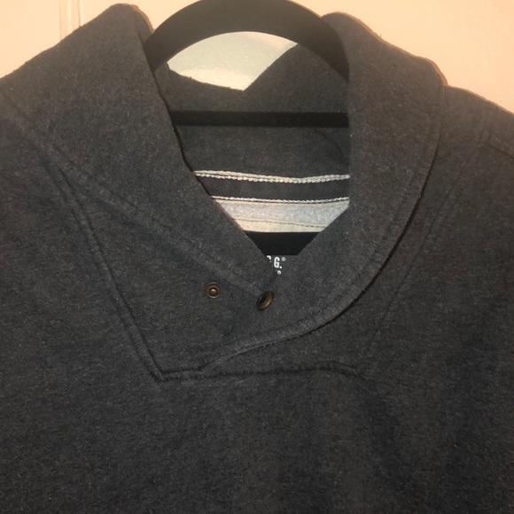 Folded Collar Sweater - Picture 2 of 2